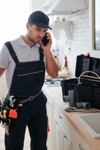 select call centre - call centre services, call answering, virtual receptionist, ivr, lone worker and journey management, outbound services in canada